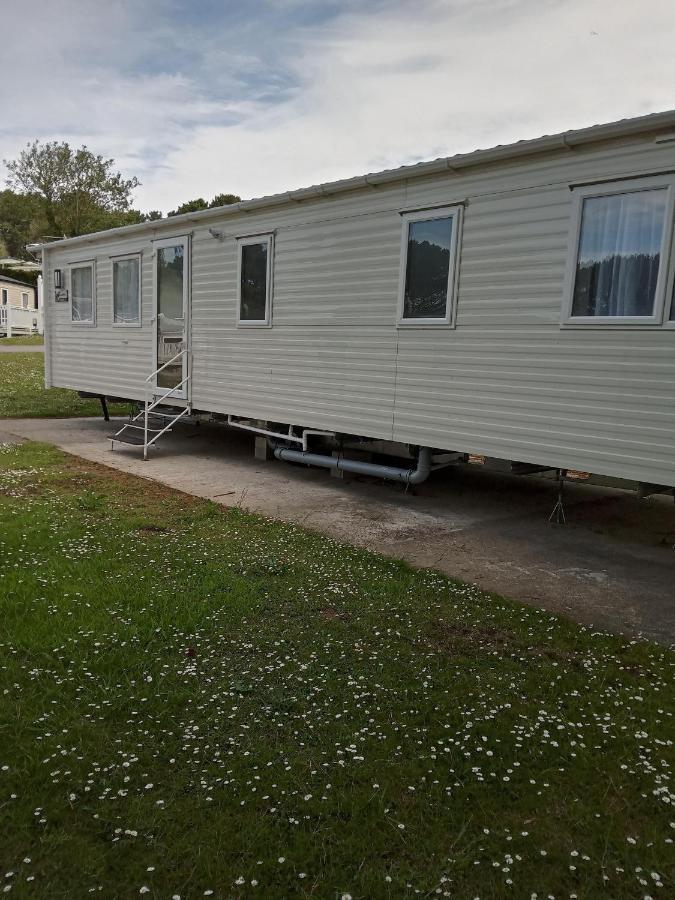 Exclusive 3 Bedroom Caravan, Sleeps 8 People At Parkdean Newquay Holiday Park, Cornwall, Uk Exterior photo